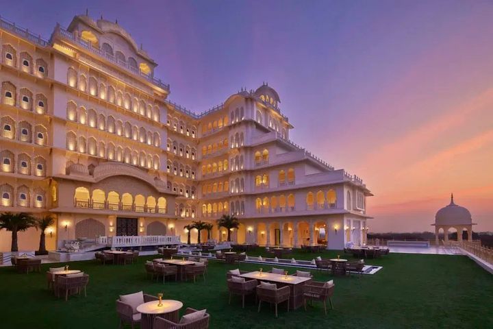Anantara Jewel Bagh Jaipur offers a luxurious escape into Rajasthan’s royal past.jpg